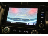 バックカメラが装備されており、後方の安全確認はもちろんのこと狭い場所での駐車や雨の日・夜間など視界の悪いコンディションでのストレスの軽減にもなります!