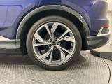 純正アルミホイール装着車両です!
