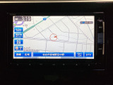 ナビゲーションはフルセグTV対応のGathers純正メモリーナビを搭載しています。Bluetoothオーディオ機能がありますので、スマートフォンなどの音楽も再生できます。
