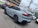ご納車前には、BMWを熟知したメカニックによる100項目の点検・整備を行います。不具合箇所、交換時期に達している部品に関しましては、全て当社負担で交換してからのご納車となります。