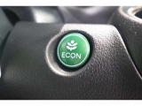 ECONスイッチの効果とあなたの運転で、クルマと力をあわせ「燃費向上=ガソリン代の節約=CO2 削減」のチャレンジをお楽しみください。