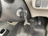 当店のお車をご覧いただきましてありがとうございます。お車についてのご質問やお見積りのご依頼、ご購入にあたってのご相談などは無料電話(0078-6002-312860)にお気軽にお問い合わせ下さい!