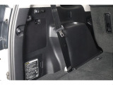 荷室内張