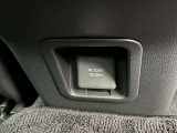 非常時やキャンプなどに役立つAC100Vコンセント付きです。