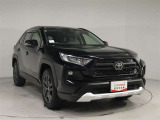 TOYOTA SAFETY SENSEは道路状況、車両状態、天候状態及びドライバーの操作状況などによっては、作動しない場所があります。