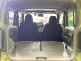 普段のお買い物や通勤、送迎等に十分な荷室スペースを確保しております。セカンドシートを倒すと、大きな荷物の積載も可能です♪