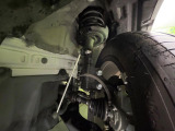 お車を安心してお乗りいただく為には、足回りの定期点検が欠かせません。サービスサポート(有償保証)では無料点検もご提供しており、安心のカーライフをお過ごしいただけるサポート体制が整っています。