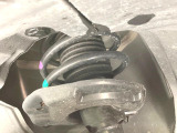 お車を安心してお乗りいただく為には、足回りの定期点検が欠かせません。サービスサポート(有償保証)では無料点検もご提供しており、安心のカーライフをお過ごしいただけるサポート体制が整っています。