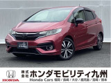 フィットHV S ホンダセンシングです。ホンダセンシングを標準装備したこの車両は、パドルシフト、クルーズコントロール、アルミホイール、LEDヘッドライト等、装備も充実です。