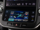 使いやすさや安全性を追求したステアリング周り!高級車ゆえにスイッチ類が多いのも特徴ですね!考え尽くされた配置ですぐに使いこなす事が出来ますのでご安心下さい!是非、体感してみて下さい!!