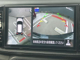 アラウンドビューモニター(全方位カメラ)付きなので、狭い道も車庫入れも丸見えで安心!ソナーで障害物を警告するのでバックが苦手な方も、得意な方も安全度UP!