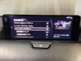 車や障害物だけでなく人や自転車も検知し、ブレーキを自動制御して衝突回避をサポートしてくれるSBS(スマートブレーキサポート)を装備!