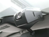 【ドラレコ搭載車】今や必需品のドライブレコーダー搭載車です。万が一のトラブルのときにも役に立つドライブレコーダーを装備しています。側面衝突や幅寄せ・割り込み対策に!