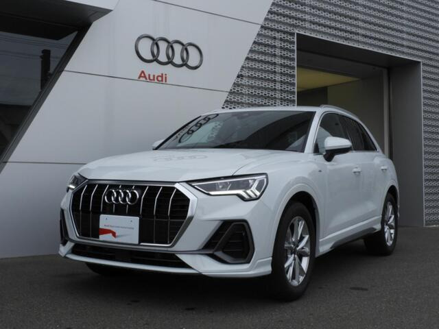 Q3 35 TFSI Sライン