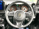 【純正革巻きステアリング】上質な革を使用することで、手にしっかり馴染みとても運転しやすいハンドルです♪