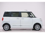 県内13店舗にて常時500台以上ダイハツ車を展示中です。見て、触って、納得のいく一台をぜひ見つけてください。