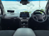 全車試乗可能です。大きな展示場内を実際に運転してみて下さい。実際に乗ってみてこれからのカーライフを想像してください♪