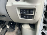 片側電動スライドドア仕様になっております!!