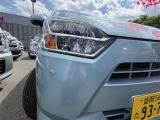 LEDヘッドランプで明るく見やすい!さらに長寿命!踏み間違い防止のセンサー付いて安心!