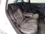 ゆとりある広々とした車内空間は、ドライブを始め買い物やレジャーなど、幅広く活躍します。一人でもみんなとでもお出かけを楽しみましょう!