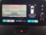 バックでの車庫入れも安心です! リアカメラが付いているバックモニター付のナビディスプレーを装備しております。バンパーについているソナーや、操作線もついており距離感も画面から確認できます。