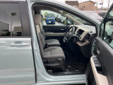 1列目シートです。足元までゆったりとご乗車頂けます!!