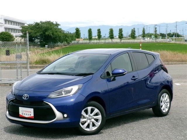 アクア 1.5 Z E-Four 4WD