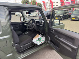 届出済未使用車/5型/純正ディスプレイオーディオ/バックカメラ/スズキセーフティサポート/Bluetooth接続/シートヒーター/フルオートエアコン/クルーズコントロール/オートライト/フォグランプ