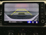 バックでの車庫入れも安心です! リアカメラが付いているバックモニター付のナビを装備しております。操作線もついており距離感も画面から確認できます。
