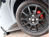 自社整備工場から板金工場、保険やローン等お車に関してはフルサポート!楽しいカーライフのお手伝いをぜひお任せください!自社板金工場・に加え、運輸支局認証工場にて、しっかり点検整備させて頂いております。