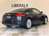 ◆LIBERALAは、輸入車選びの新たなスタイルを提案するインポート・セレクト・ブランドです。オーナー様となる方がクルマから直接感じる感性を第一にした、最良の一台との出会いをコーディネートいたします。