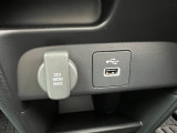 シガーソケットや充電もできるようになっています!!