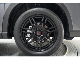 STI 18インチアルミホイール (純正ホイールはありません)