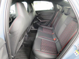 創造的かつ先進的で美しいデザインのAudi車を思う存分堪能してください。
