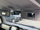運転席と助手席にはミラー付きサンバイザーを装備☆