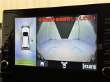 【フロントカメラ】運転席に座った状態で死角になりやすいクルマの前の様子まで確認でき安全ですね♪