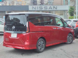 セレナ 2.0 ハイウェイスターV 