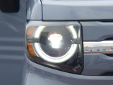 ★LEDヘッドライト搭載★ 白っぽく光る明るく省電力なLEDライト!先進的な白い輝きでフロントフェースを引き締めます☆