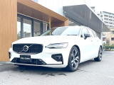 全国のVOLVOからお取り寄せが可能※!遠方の店舗に展示してあるクルマが気になる場合も、最寄りの店舗でご購入ただくことが可能です!是非私たちに要望をお聞かせください!※別途費用
