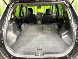 普段のお買い物や通勤、送迎等に十分な荷室スペースを確保しております。セカンドシートを倒すと、大きな荷物の積載も可能です♪