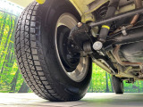 お車を安心してお乗りいただく為には、足回りの定期点検が欠かせません。サービスサポート(有償保証)では無料点検もご提供しており、安心のカーライフをお過ごしいただけるサポート体制が整っています。