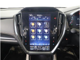 11.6インチの縦型ディスプレイに、ナビゲーション機能をはじめ、エンターテインメント、車両情報、エアコン操作、各種設定などを集約。タブレットのような感覚で、直感的に操作できます。