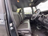 1列目シートです。足元までゆったりとご乗車いただけます!