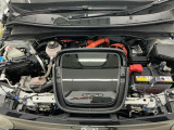燃料代がガソリン車より安く、CO2排出がゼロで環境に優しい電気自動車です!モーター駆動による静かでパワフルな走行、災害時の非常用電源として大容量バッテリーを活用できる点もメリットです!
