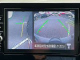 左側面とフロントが映し出されています。