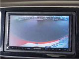 【バックカメラ】駐車が苦手な方でも安心してお乗りいただけます。リバース連動で画面が切り替わるのでとっても便利です。
