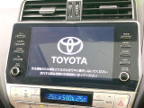 【メーカー純正ナビ】インテリアに溶け込むスタイリッシュな「専用設計」メーカーナビを装備♪視認性や操作性など基本性能にも優れ、より上質なカーライフをお楽しみいただけます。