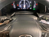 【パドルシフトマチック】マニュアル車のようなダイレクト感のある変速操作が味わえます。