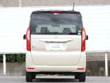 お車をご購入いただく際は、実車のご確認をお願いしております。ぜひ店頭へお越しいただき、お客様ご自身の目でお確かめください。ご来店お待ちしております。