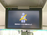 【フリップダウンモニター】大画面モニターで後席でもエンタメをお楽しみいただけます。小さなお子様にも大人気の装備です♪